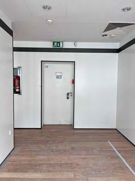 Foto 77 von 109 — Gewerbeeinheit (z.B. Laden, Büro)