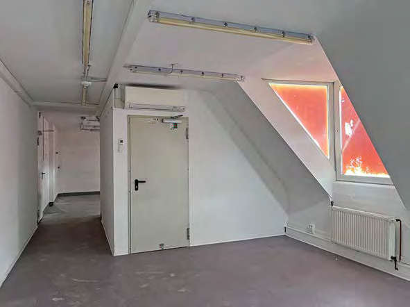 Foto 26 von 109 — Gewerbeeinheit (z.B. Laden, Büro)