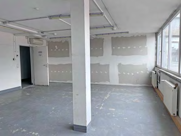 Foto 28 von 109 — Gewerbeeinheit (z.B. Laden, Büro)