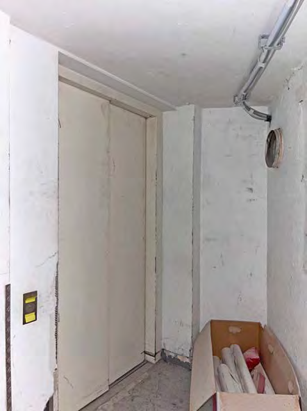 Foto 48 von 109 — Gewerbeeinheit (z.B. Laden, Büro)