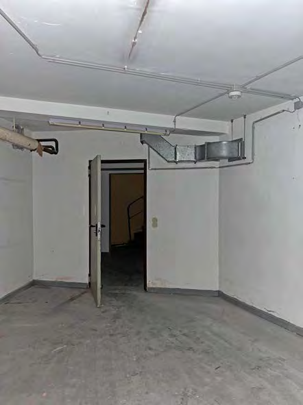 Foto 61 von 109 — Gewerbeeinheit (z.B. Laden, Büro)