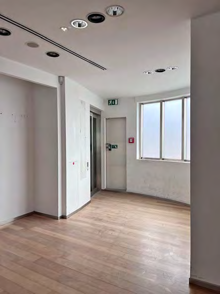 Foto 83 von 109 — Gewerbeeinheit (z.B. Laden, Büro)