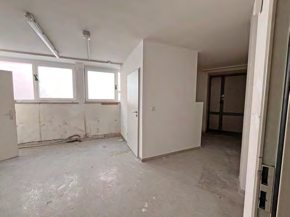 Foto 8 von 109 — Gewerbeeinheit (z.B. Laden, Büro)