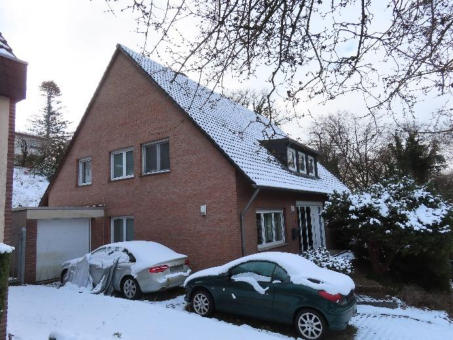 Foto 1 von 11 — Garage, Einfamilienhaus