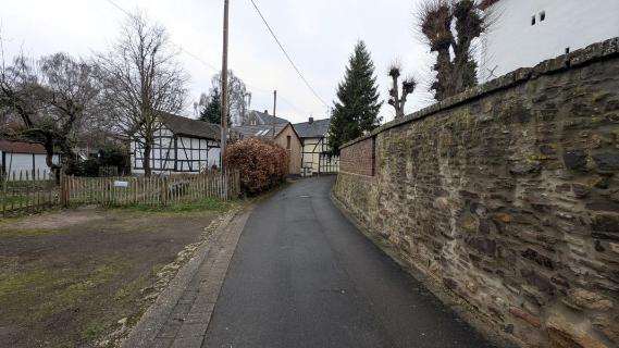 Foto 1 von 24 — Einfamilienhaus