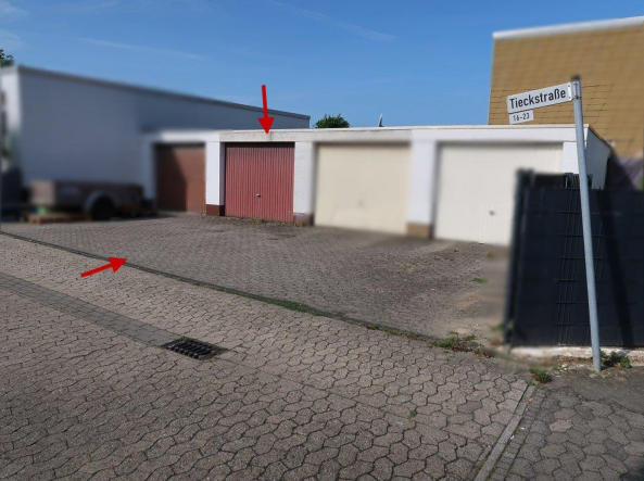 Foto 6 von 6 — Garage, Einfamilienhaus