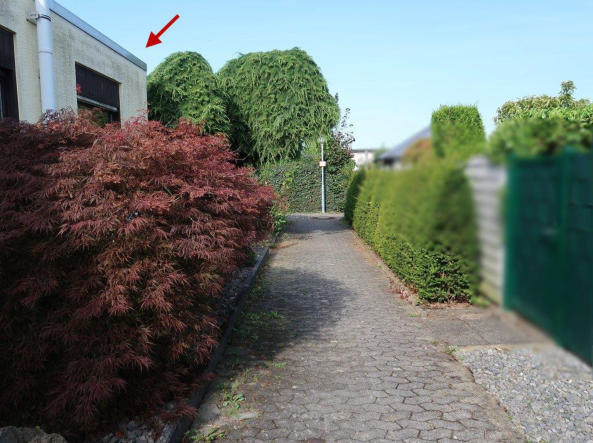 Foto 3 von 6 — Garage, Einfamilienhaus