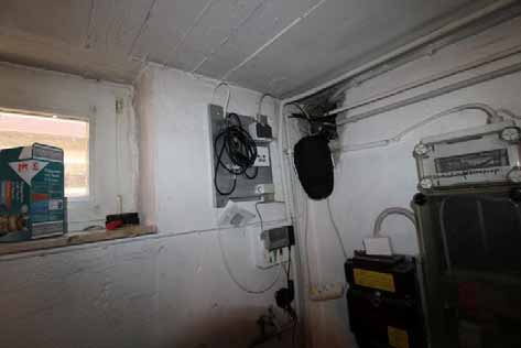 Foto 31 von 77 — Garage, Mehrfamilienhaus