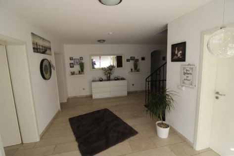 Foto 56 von 77 — Garage, Mehrfamilienhaus
