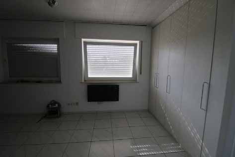 Foto 71 von 77 — Garage, Mehrfamilienhaus