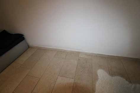 Foto 48 von 77 — Garage, Mehrfamilienhaus