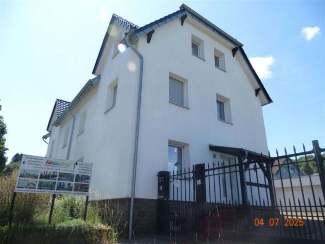 Foto 3 von 41 — unbebautes Grundstück, Baugrundstück, Zweifamilienhaus, sonstiges Teileigentum (z.B. Keller, Hobbyraum), Eigentumswohnung (3 bis 4 Zimmer), Zweifamilienhaus, sonstiges Teileigentum (z.B. Keller, Hobbyraum), Eigentumswohnung (ab 5 Zimmer)