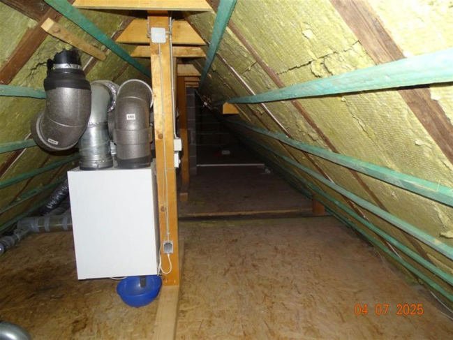 Foto 14 von 41 — unbebautes Grundstück, Baugrundstück, Zweifamilienhaus, sonstiges Teileigentum (z.B. Keller, Hobbyraum), Eigentumswohnung (3 bis 4 Zimmer), Zweifamilienhaus, sonstiges Teileigentum (z.B. Keller, Hobbyraum), Eigentumswohnung (ab 5 Zimmer)