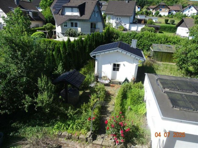 Foto 9 von 41 — unbebautes Grundstück, Baugrundstück, Zweifamilienhaus, sonstiges Teileigentum (z.B. Keller, Hobbyraum), Eigentumswohnung (3 bis 4 Zimmer), Zweifamilienhaus, sonstiges Teileigentum (z.B. Keller, Hobbyraum), Eigentumswohnung (ab 5 Zimmer)
