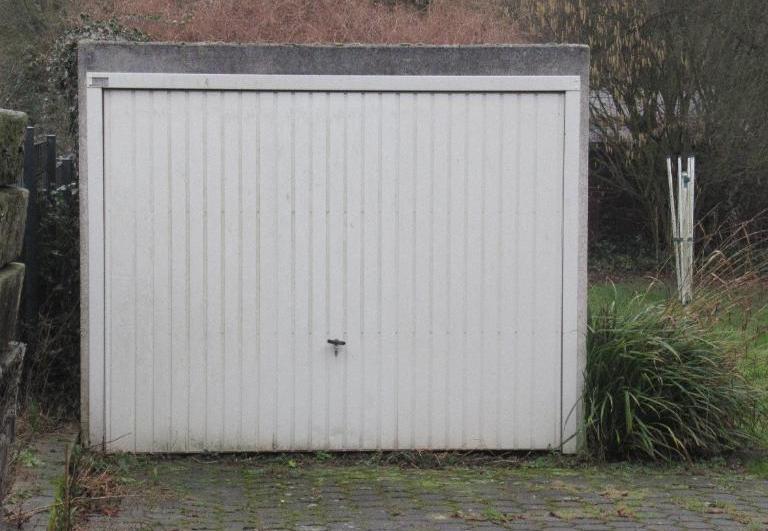 Foto 12 von 17 — Garage, Einfamilienhaus, Doppelhaushälfte