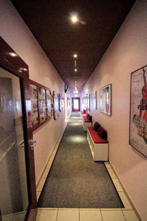 Foto 18 von 26 — Gewerbeeinheit (z.B. Laden, Büro)