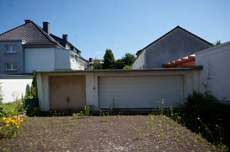 Foto 4 von 20 — Garage, Mehrfamilienhaus, Dreifamilienhaus