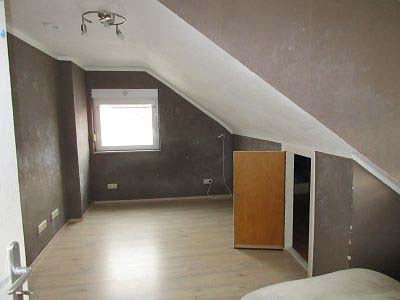 Foto 6 von 7 — Zweifamilienhaus, Doppelgarage