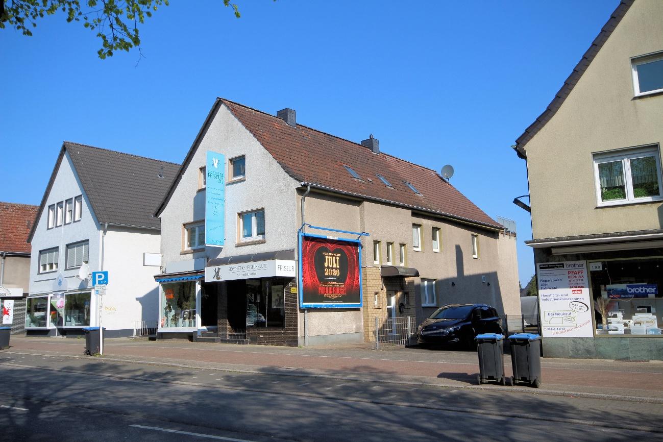 Foto 35 von 45 — Wohn-/Geschäftshaus, Garage, Eine Wohneinheit, mit kl. Gewerbeeinheit
