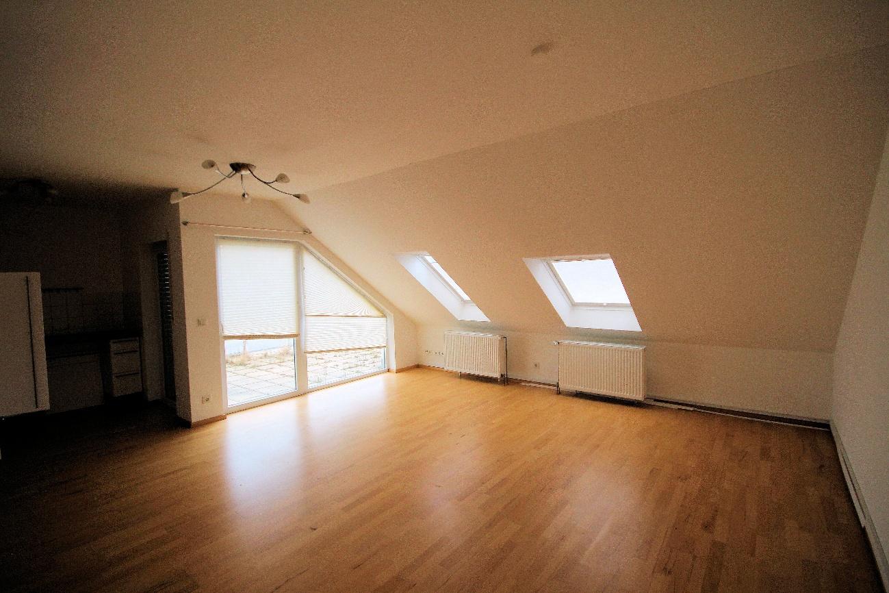 Foto 21 von 46 — Kfz-Stellplatz (Tiefgarage), Eigentumswohnung (3 bis 4 Zimmer)