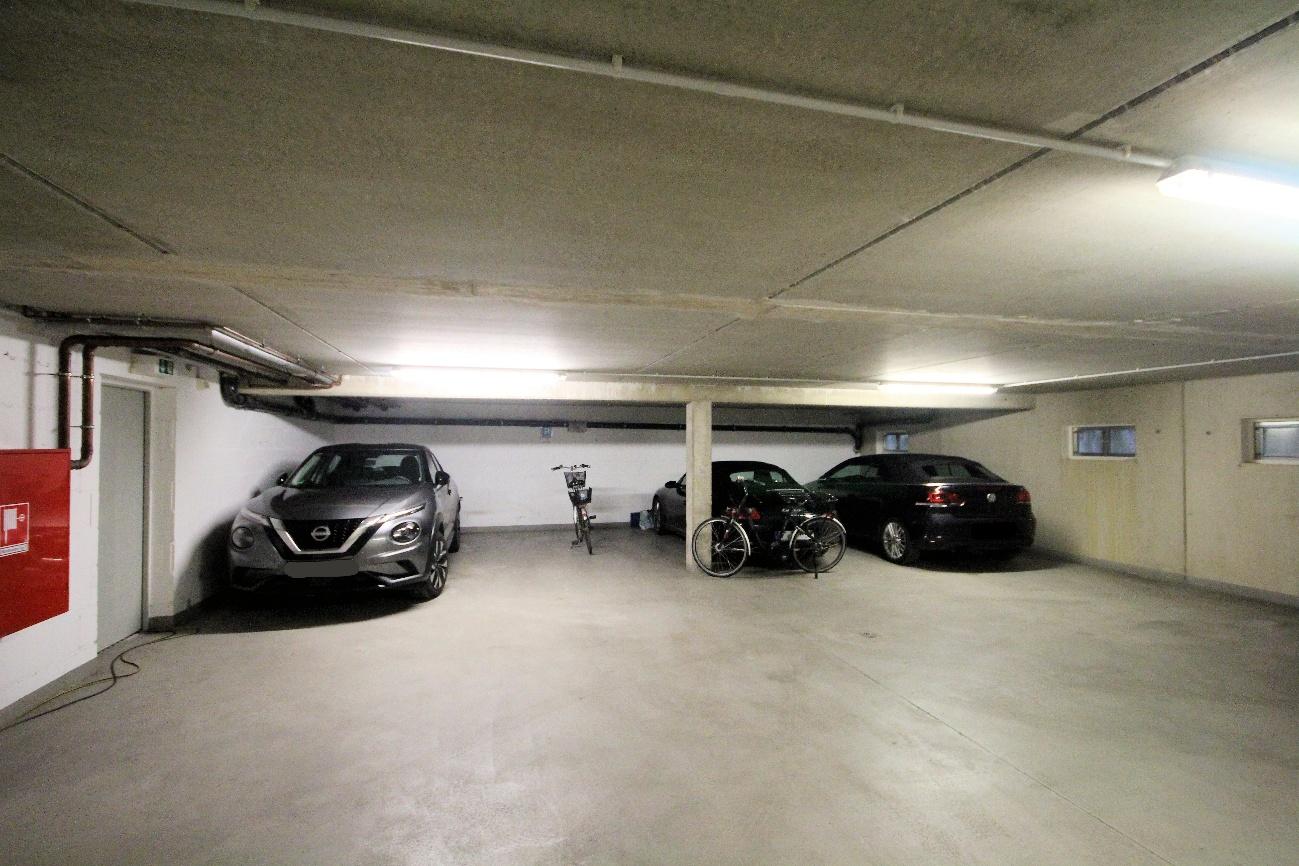 Foto 7 von 46 — Kfz-Stellplatz (Tiefgarage), Eigentumswohnung (3 bis 4 Zimmer)