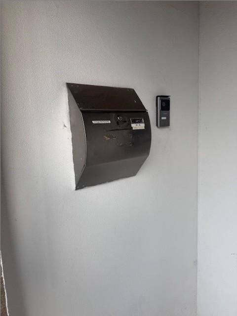 Foto 6 von 24 — Wohn-/Geschäftshaus