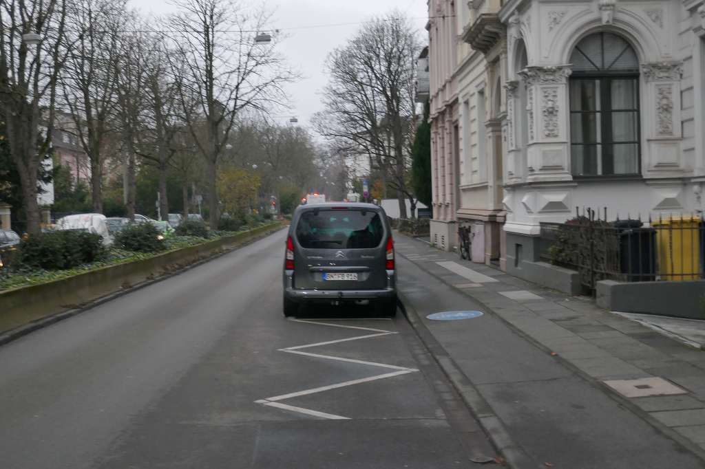 Foto 12 von 52 — Mehrfamilienhaus