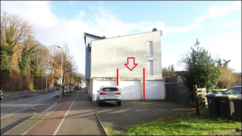 Foto 2 von 10 — Garage, Einfamilienhaus, Reihenmittelhaus