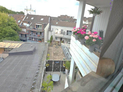 Foto 21 von 29 — Gewerbeeinheit (z.B. Laden, Büro)
