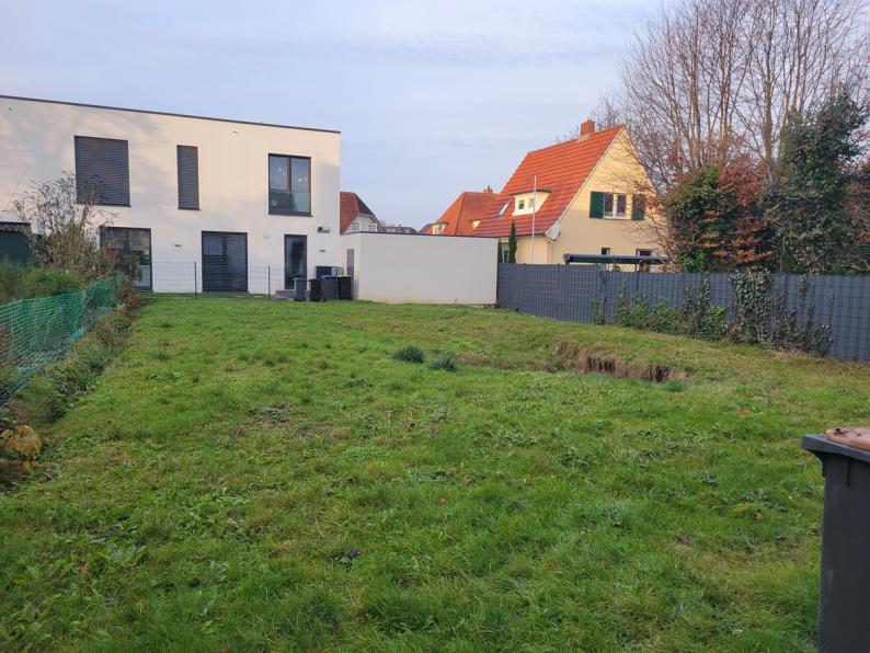 Foto 6 von 8 — Baugrundstück, Einfamilienhaus