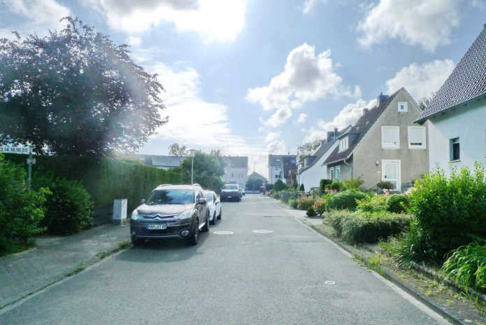 Foto 1 von 45 — Garage, Reihenhaus