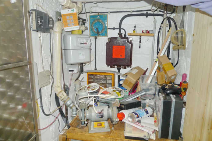 Foto 13 von 45 — Garage, Reihenhaus