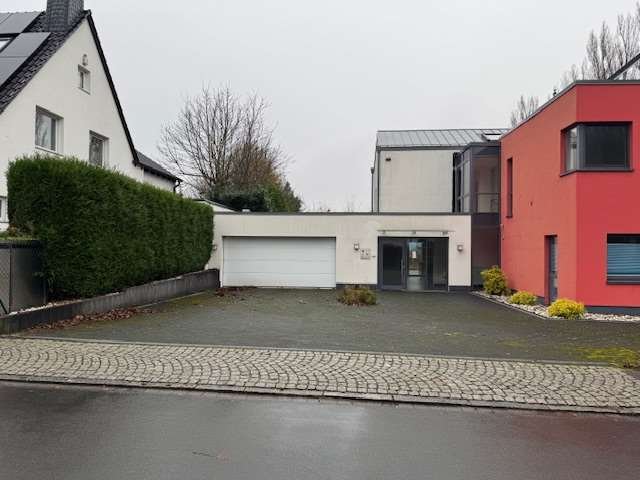 Foto 4 von 6 — Garage, Einfamilienhaus