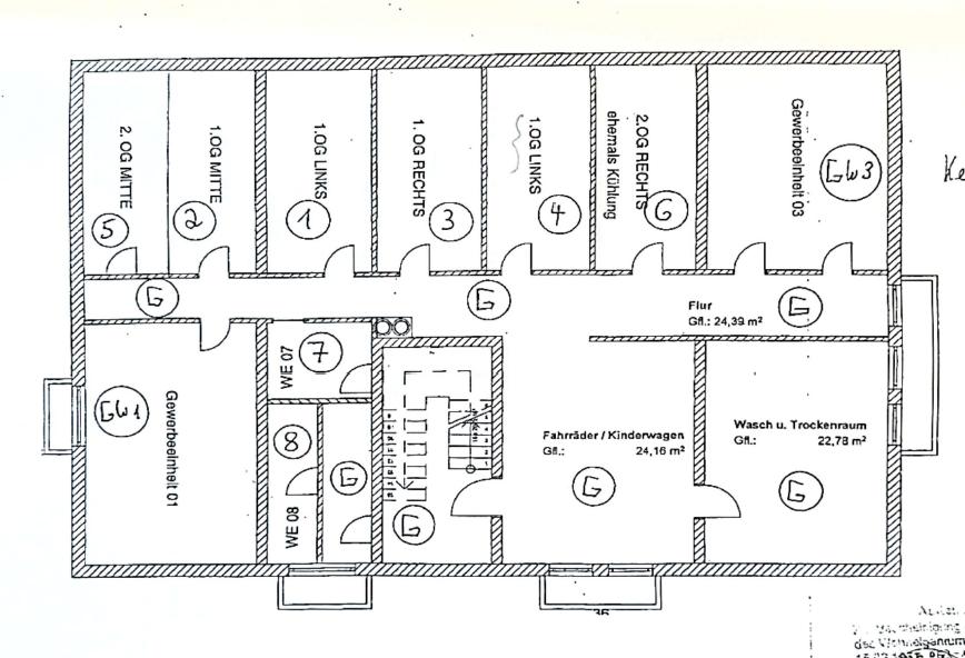 Foto 5 von 10 — Kfz-Stellplatz, Eigentumswohnung (3 bis 4 Zimmer)