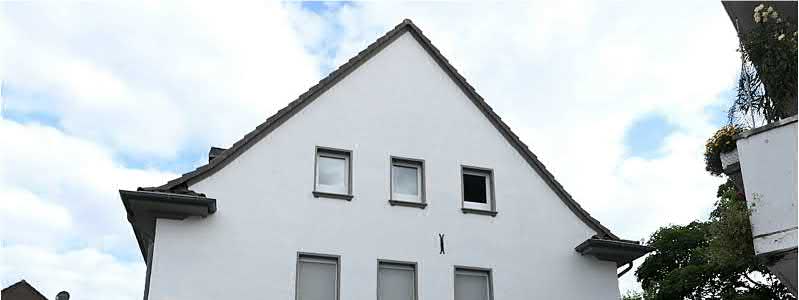 Foto 5 von 13 — Mehrfamilienhaus, Einfamilienhaus