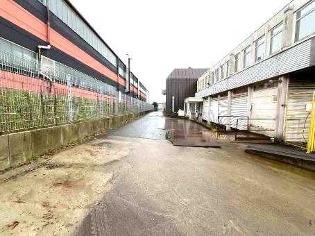 Foto 20 von 26 — gewerblich genutztes Grundstück, Kfz-Stellplatz, Gewerbeeinheit (z.B. Laden, Büro)