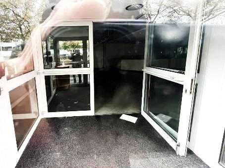 Foto 16 von 26 — gewerblich genutztes Grundstück, Kfz-Stellplatz, Gewerbeeinheit (z.B. Laden, Büro)
