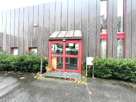 Foto 17 von 26 — gewerblich genutztes Grundstück, Kfz-Stellplatz, Gewerbeeinheit (z.B. Laden, Büro)