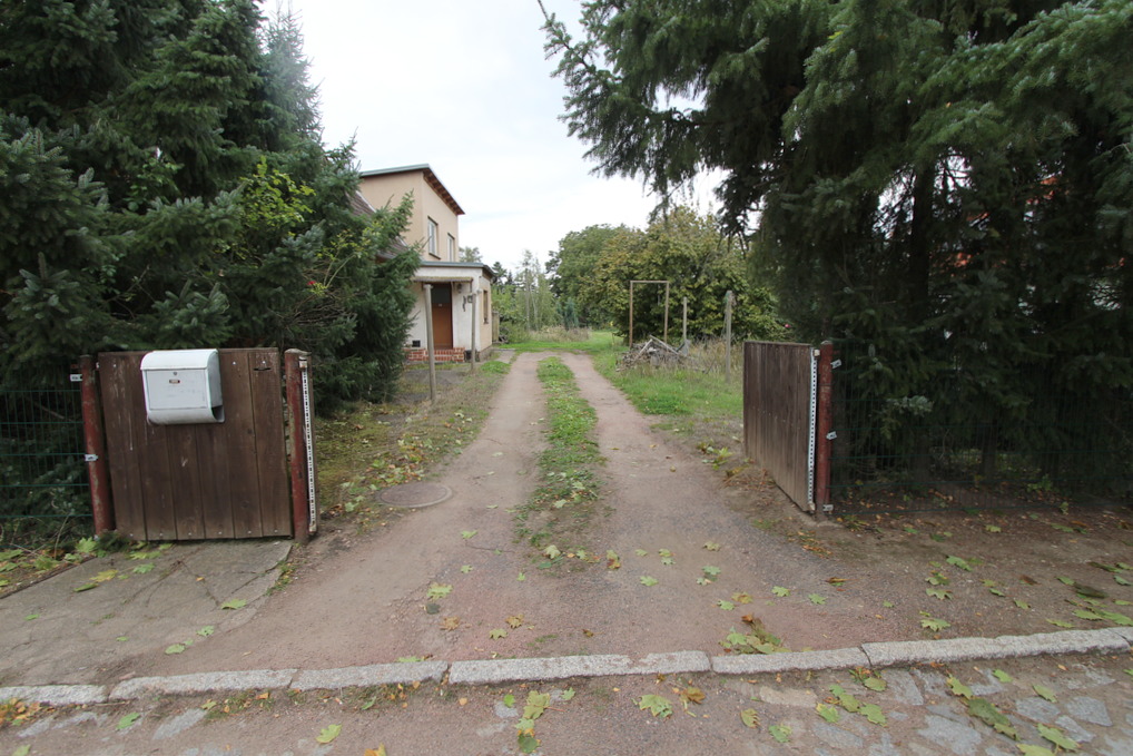 Foto 1 von 2 — Einfamilienhaus