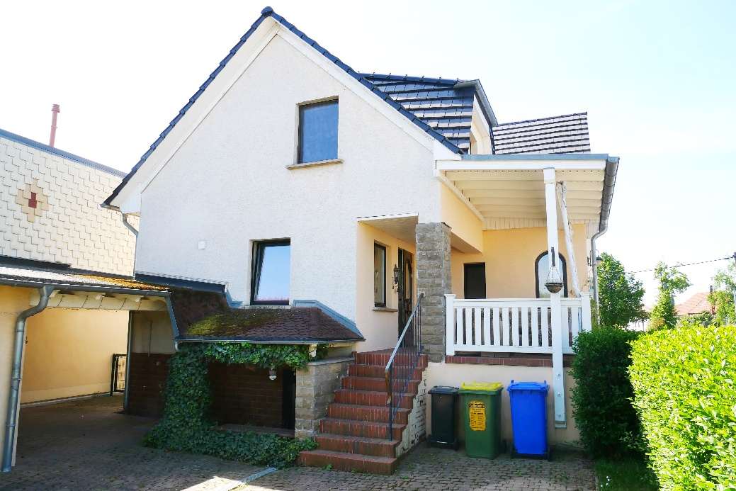 Foto 2 von 6 — Einfamilienhaus