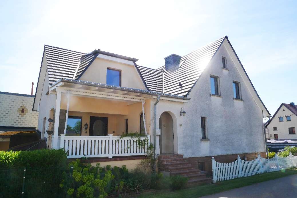 Foto 3 von 6 — Einfamilienhaus