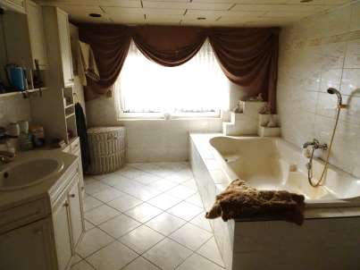 Foto 10 von 47 — Einfamilienhaus