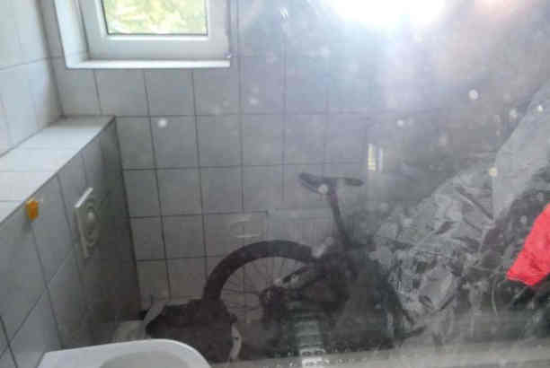 Foto 15 von 28 — gewerblich genutztes Grundstück