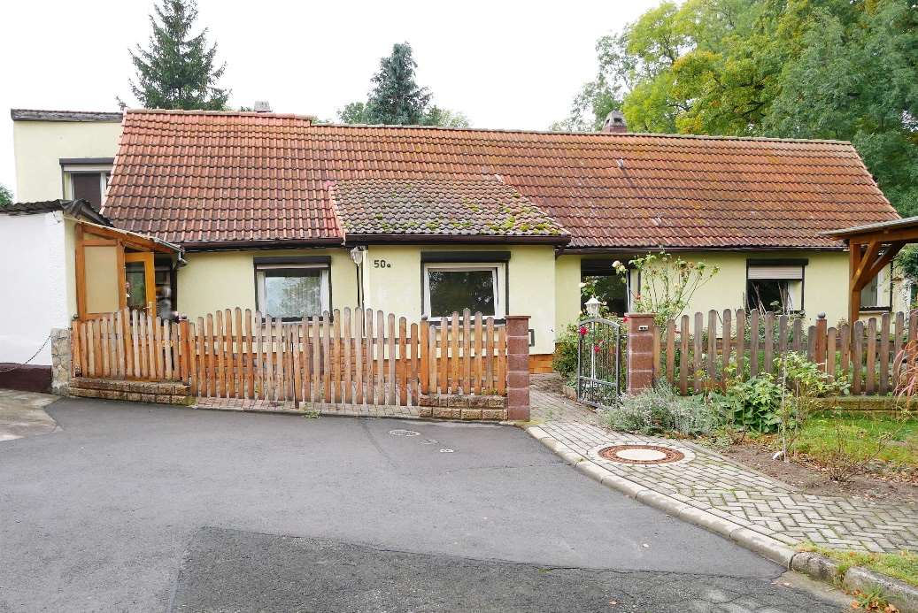 Foto 2 von 8 — Einfamilienhaus, Nebengebäude