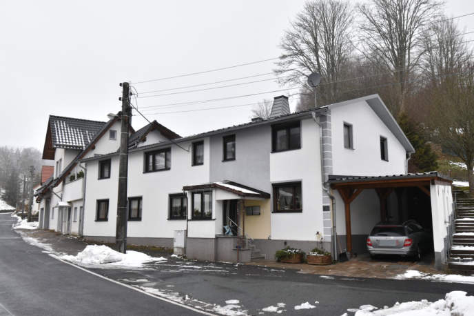 Foto 4 von 51 — Zweifamilienhaus