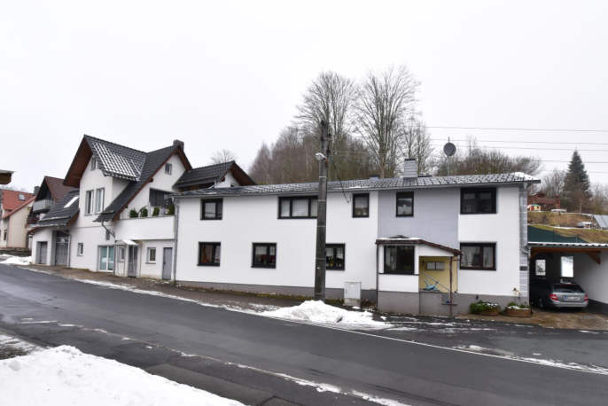 Foto 3 von 51 — Zweifamilienhaus