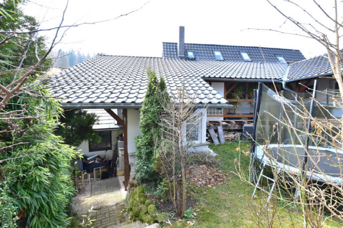 Foto 10 von 51 — Zweifamilienhaus