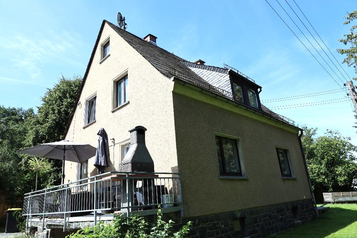 Foto 1 von 2 — Einfamilienhaus