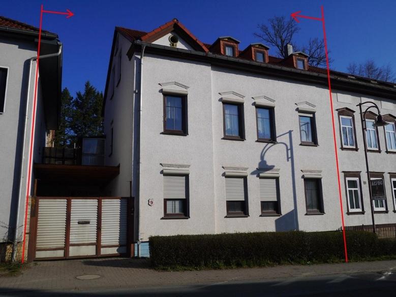 Foto 2 von 8 — Mehrfamilienhaus