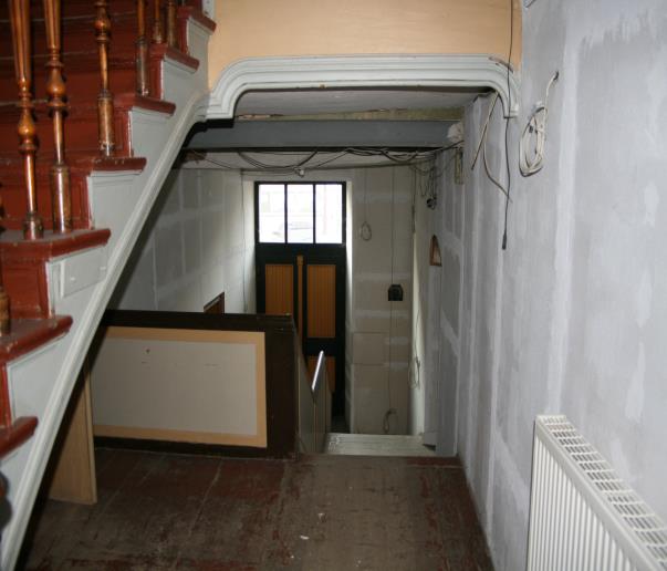Foto 2 von 9 — Wohn-/Geschäftshaus